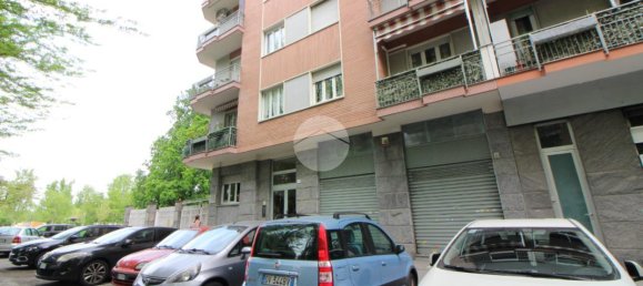 3 rooms Apartment in Turin, Italy No. 144624 20