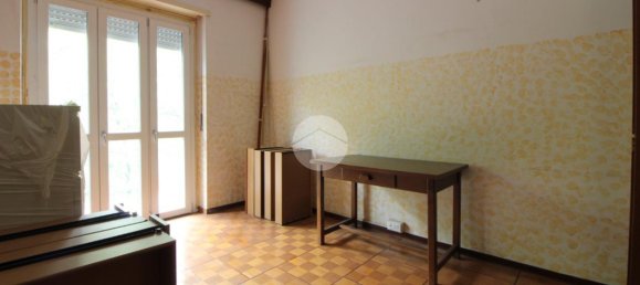 3 rooms Apartment in Turin, Italy No. 144624 9