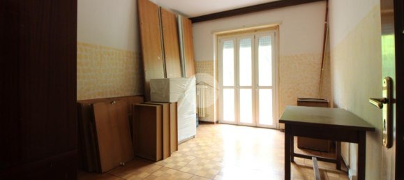 3 rooms Apartment in Turin, Italy No. 144624 10