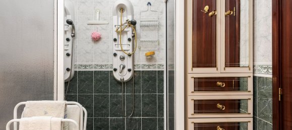 5 Schlafzimmer Haus in Quarteira, Portugal, Nr. 99220 21