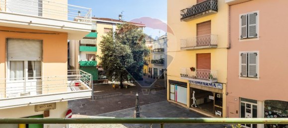 3 bedrooms Apartment in Fidenza, Italy No. 377395 11