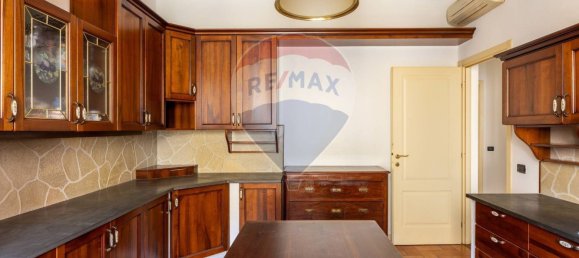 3 bedrooms Apartment in Fidenza, Italy No. 377395 18