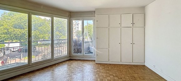 2 bedrooms Apartment in Suresnes, France No. 296586 4