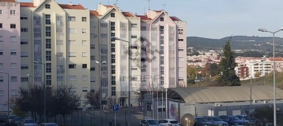 3 Schlafzimmer Wohnung in Loures, Portugal, Nr. 93497 19