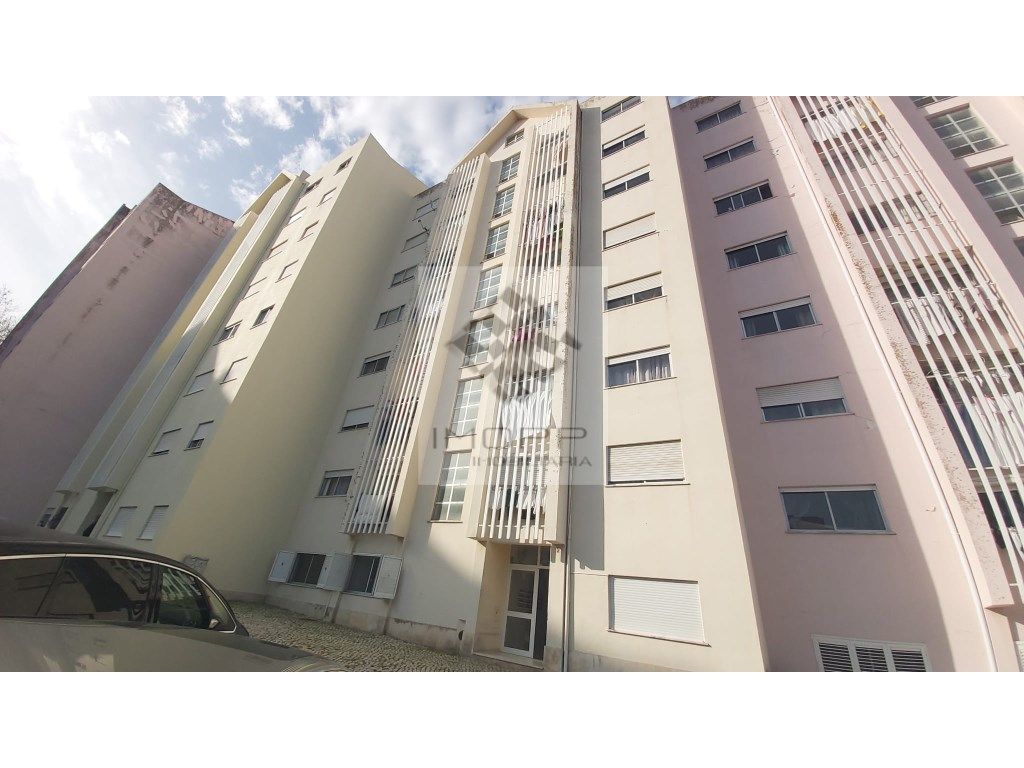 3 Schlafzimmer Wohnung in Loures, Portugal, Nr. 93497