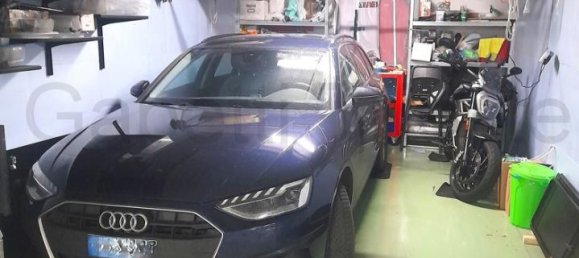 Studio in Trieste, Italy, Nr. 36990 13