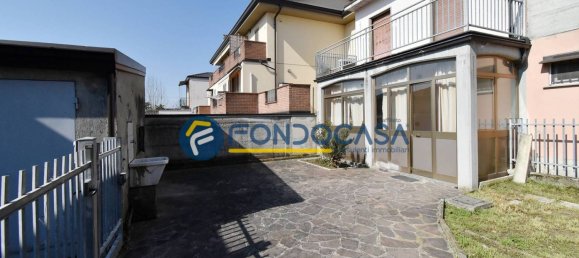 3 غرف نوم منزل في Borgo San Giovanni, Italy رقم 229568 3