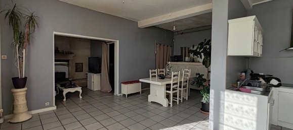 7 bedrooms House in Bonneuil-en-Valois, France No. 242811 5