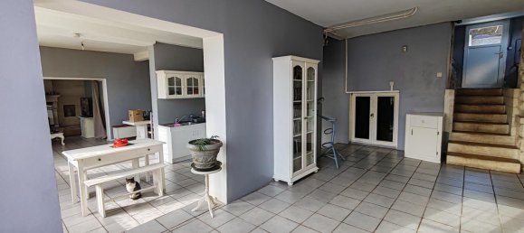 7 bedrooms House in Bonneuil-en-Valois, France No. 242811 2