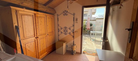 Casa de 3 divisões em Avezzano, Italy N.º 17874 37