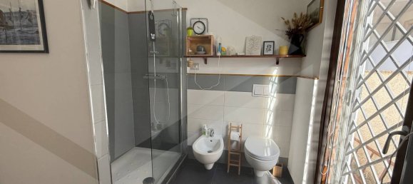 Casa de 3 divisões em Avezzano, Italy N.º 17874 18