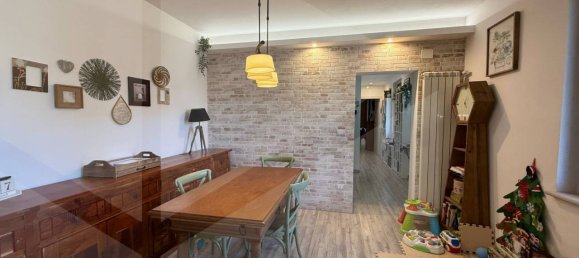 Casa de 3 divisões em Avezzano, Italy N.º 17874 2