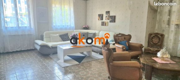 8 bedrooms House in Longchamp, France No. 255257 5