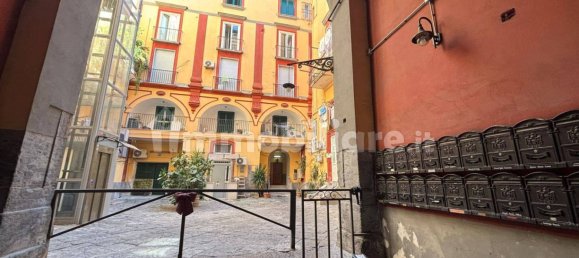 1 Schlafzimmer Wohnung in Naples, Italy, Nr. 354540 8