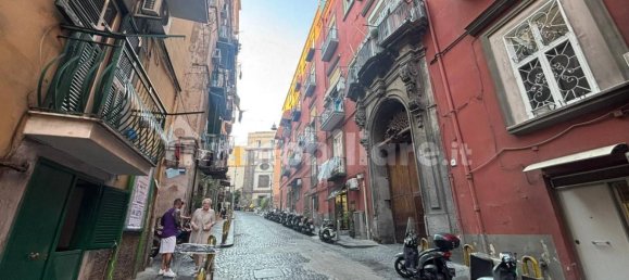 1 Schlafzimmer Wohnung in Naples, Italy, Nr. 354540 2