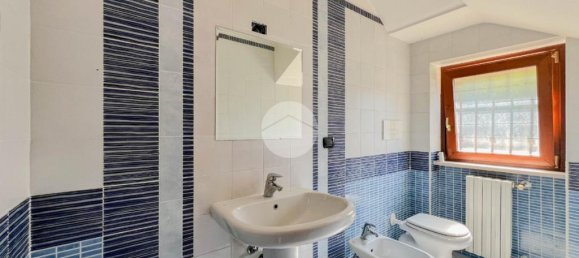 Villa de 3 dormitorios en Lonato del Garda, Italy No. 268799 9