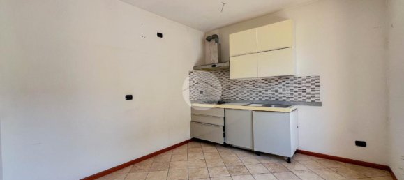 Villa de 3 dormitorios en Lonato del Garda, Italy No. 268799 14