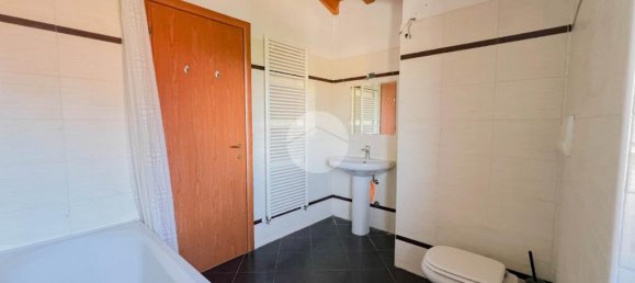 Villa de 3 dormitorios en Lonato del Garda, Italy No. 268799 23