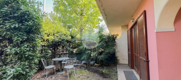 Villa de 3 dormitorios en Lonato del Garda, Italy No. 268799 2