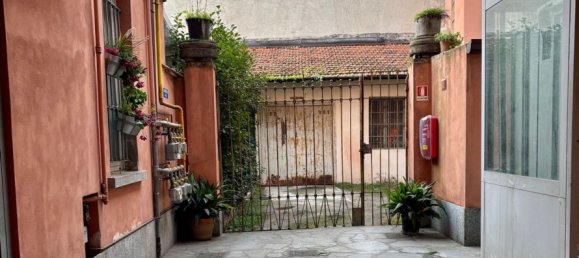 2 rooms Apartment in Milan, Italy No. 261239 5