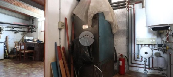 Дом с 5 комнатами в Ронкоферраро, Италия № 238894 45