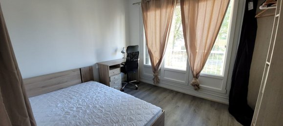 Apartamento de 3 dormitorios en Compiegne, France No. 320659 8