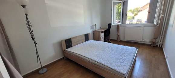 Apartamento de 3 dormitorios en Compiegne, France No. 320659 7