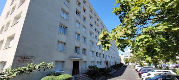 Apartamento de 3 dormitorios en Compiegne, France No. 320659 3