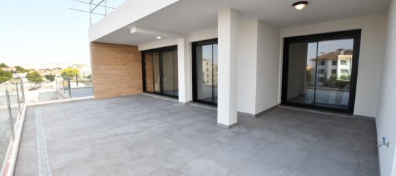 Apartamento de 2 dormitorios en Villamartin, Spain No. 8866 19