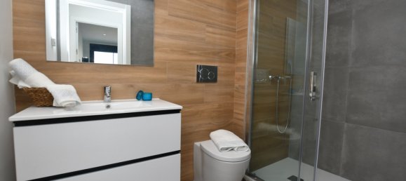 Apartamento de 2 dormitorios en Villamartin, Spain No. 8866 15