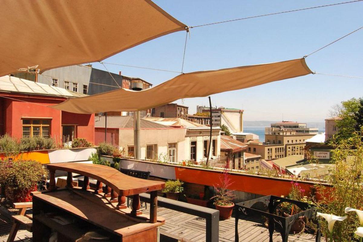 Studio in Valparaiso, Chile No. 1842