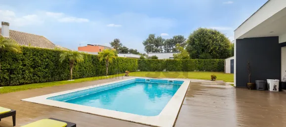 4 Schlafzimmer Haus in Corroios, Portugal, Nr. 100742 24