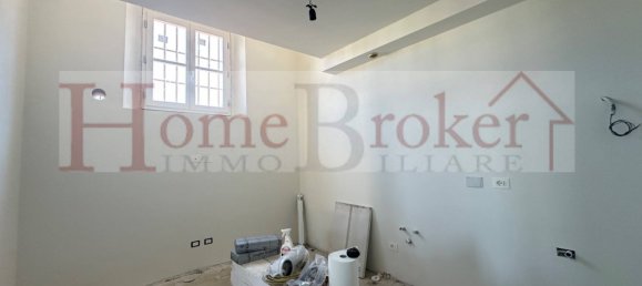 3 bedrooms Apartment in Florence, Italy No. 181983 22