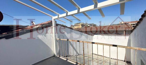 3 bedrooms Apartment in Florence, Italy No. 181983 17