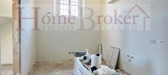 3 bedrooms Apartment in Florence, Italy No. 181983 32