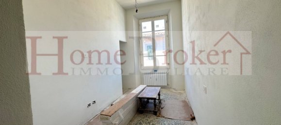 3 bedrooms Apartment in Florence, Italy No. 181983 21