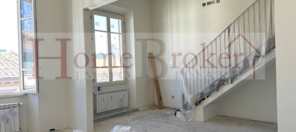 3 bedrooms Apartment in Florence, Italy No. 181983 25