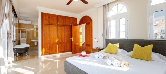 4 Schlafzimmer Haus in Adeje, Spain, Nr. 24993 21