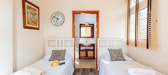 4 Schlafzimmer Haus in Adeje, Spain, Nr. 24993 26
