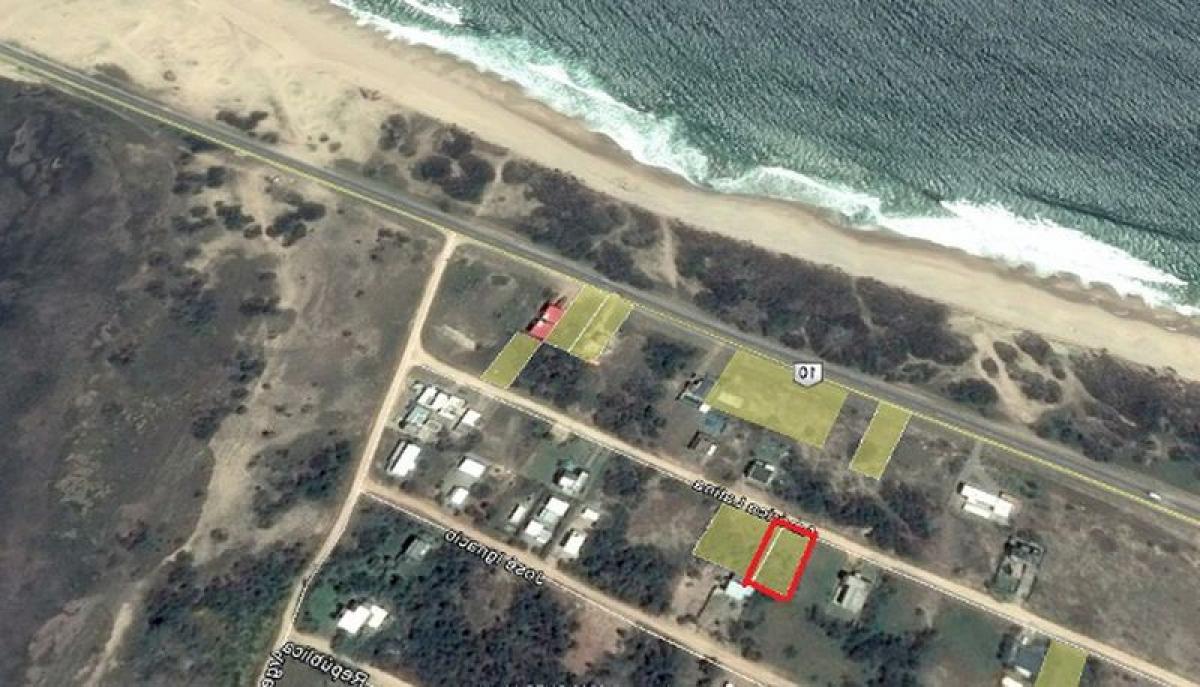  قطعة أرض في Maldonado, Uruguay رقم 15901