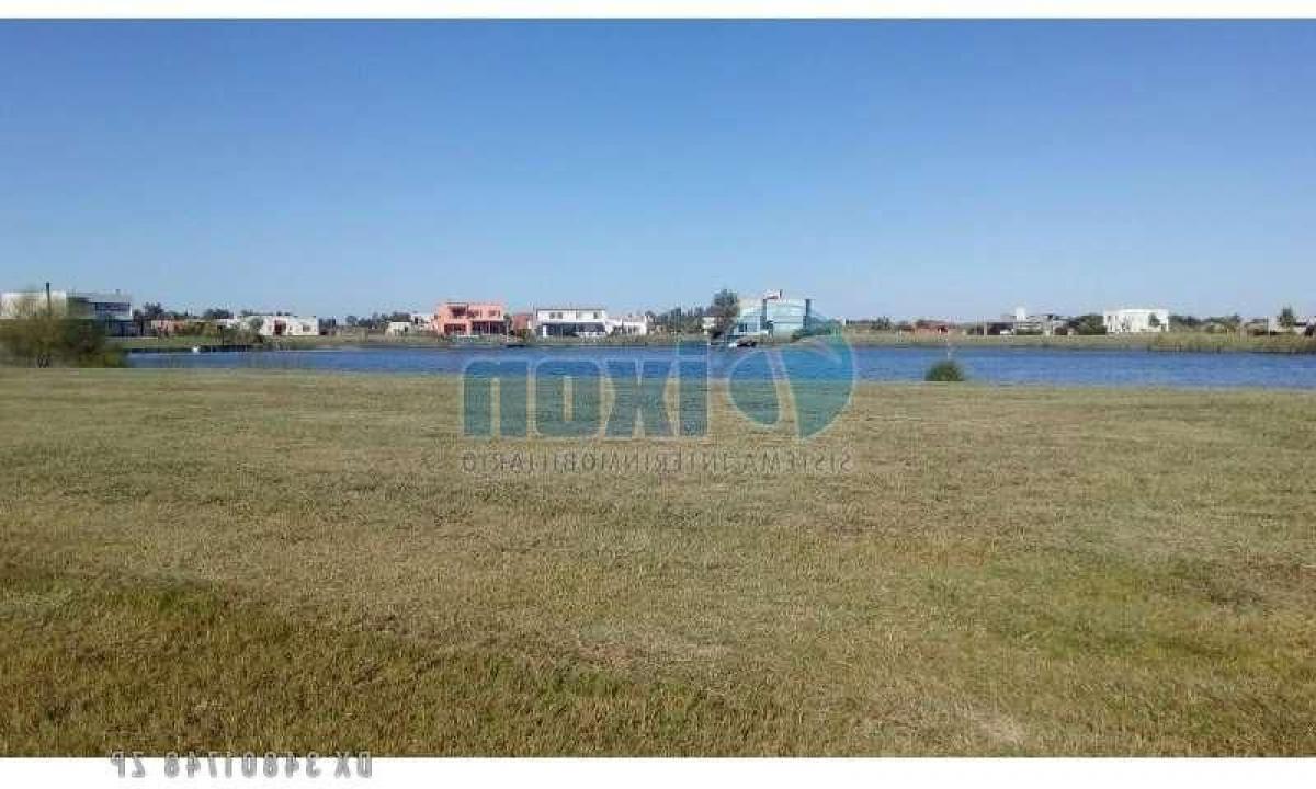  Land in Buenos Aires, Argentina No. 115808