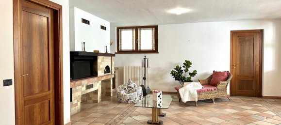 5غرفة منزل في Bergamo, Italy رقم 2176 37