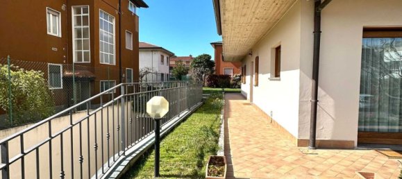 5غرفة منزل في Bergamo, Italy رقم 2176 6