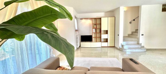 5غرفة منزل في Bergamo, Italy رقم 2176 23