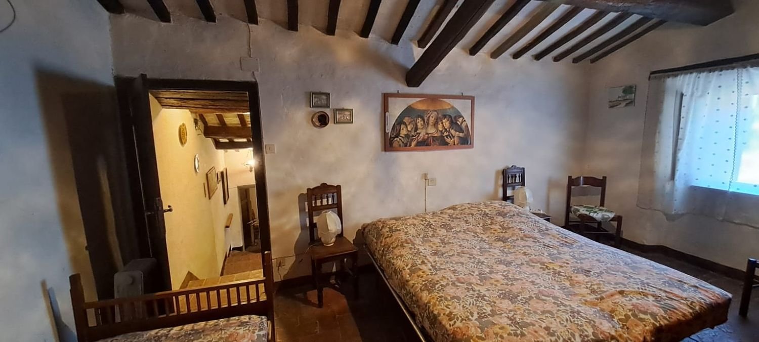 4 rooms House in Sorano, Italy No. 257027
