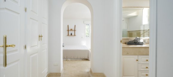 6 Schlafzimmer Villa in Marbella, Spain, Nr. 48730 41