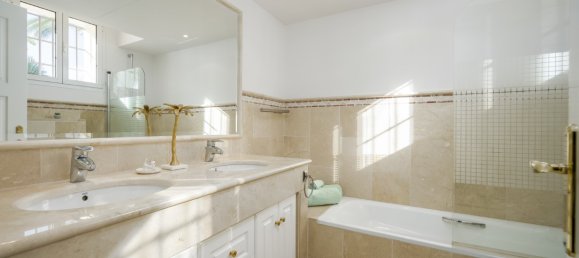 6 Schlafzimmer Villa in Marbella, Spain, Nr. 48730 39