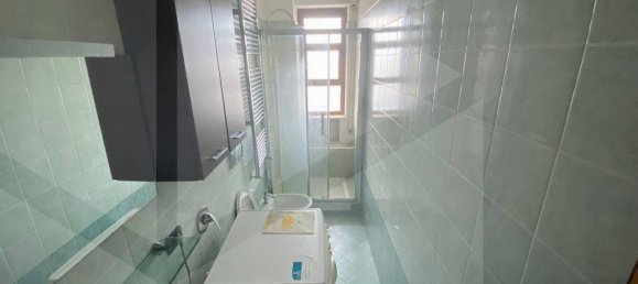 5 rooms Apartment in Bari, Italy No. 22620 15
