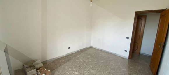 5 rooms Apartment in Bari, Italy No. 22620 13