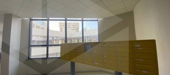 5 rooms Apartment in Bari, Italy No. 22620 20